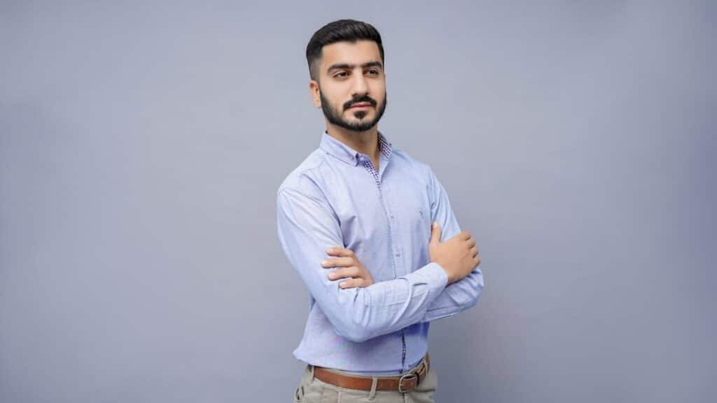 AI technology assisting a small business owner